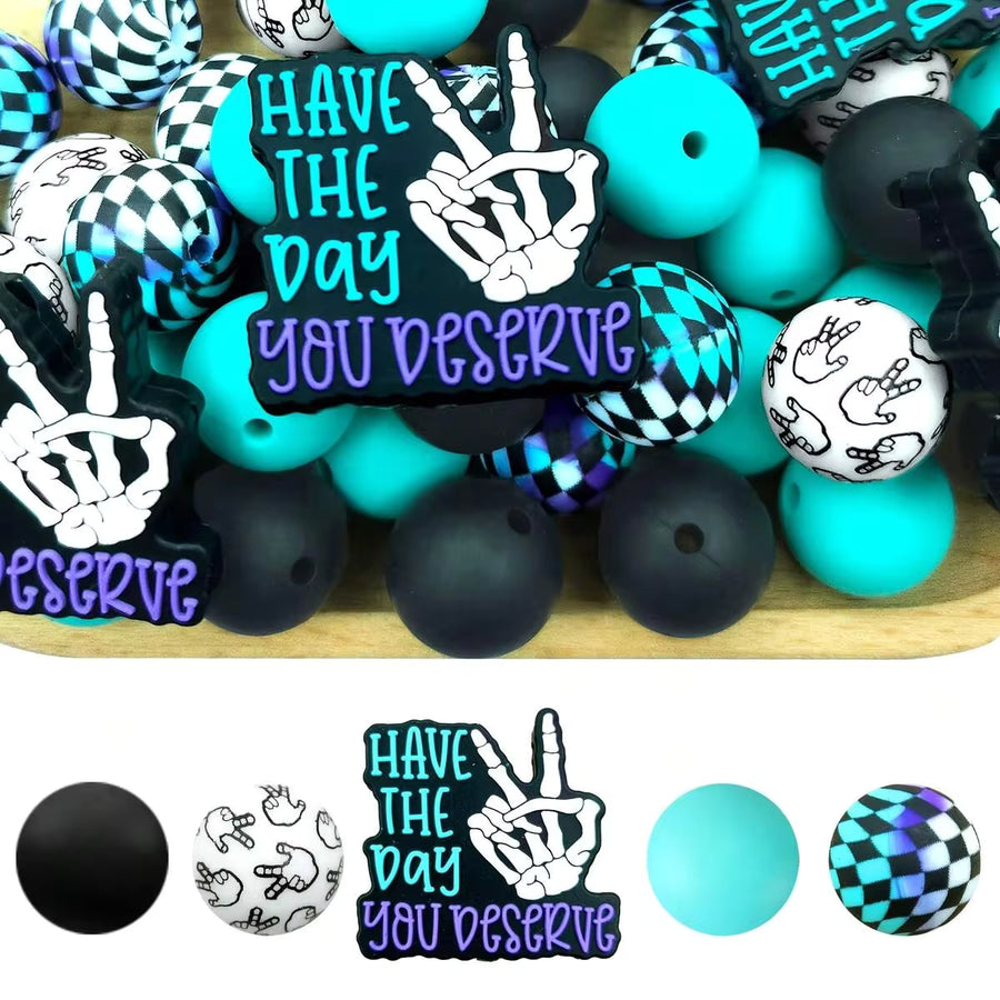 25/44PCS Skull Theme Silicone Beads Set, Skull Gesture Skull Head Shaped Loose Beads For DIY Necklace, Bracelet, Pen Decoration, Jewelry Pendant And More, Halloween Gift Beads & Bead Assortments